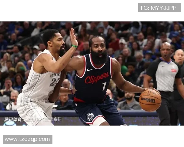 浓眉复出表现抢眼哈登助攻如潮小卡引领快船战胜独行侠 浓眉复出表现抢眼哈登助攻如潮小卡引领快船战胜独行侠